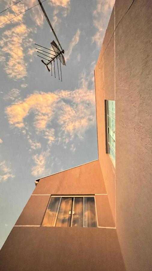 Lindo Apartamento Com 2 Quartos Prox Ao Jardim Botanico E Aeroporto กูรีตีบา ภายนอก รูปภาพ